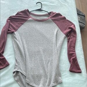 American Eagle Outfitters Burgundy and Gray Long Sleeve Tee